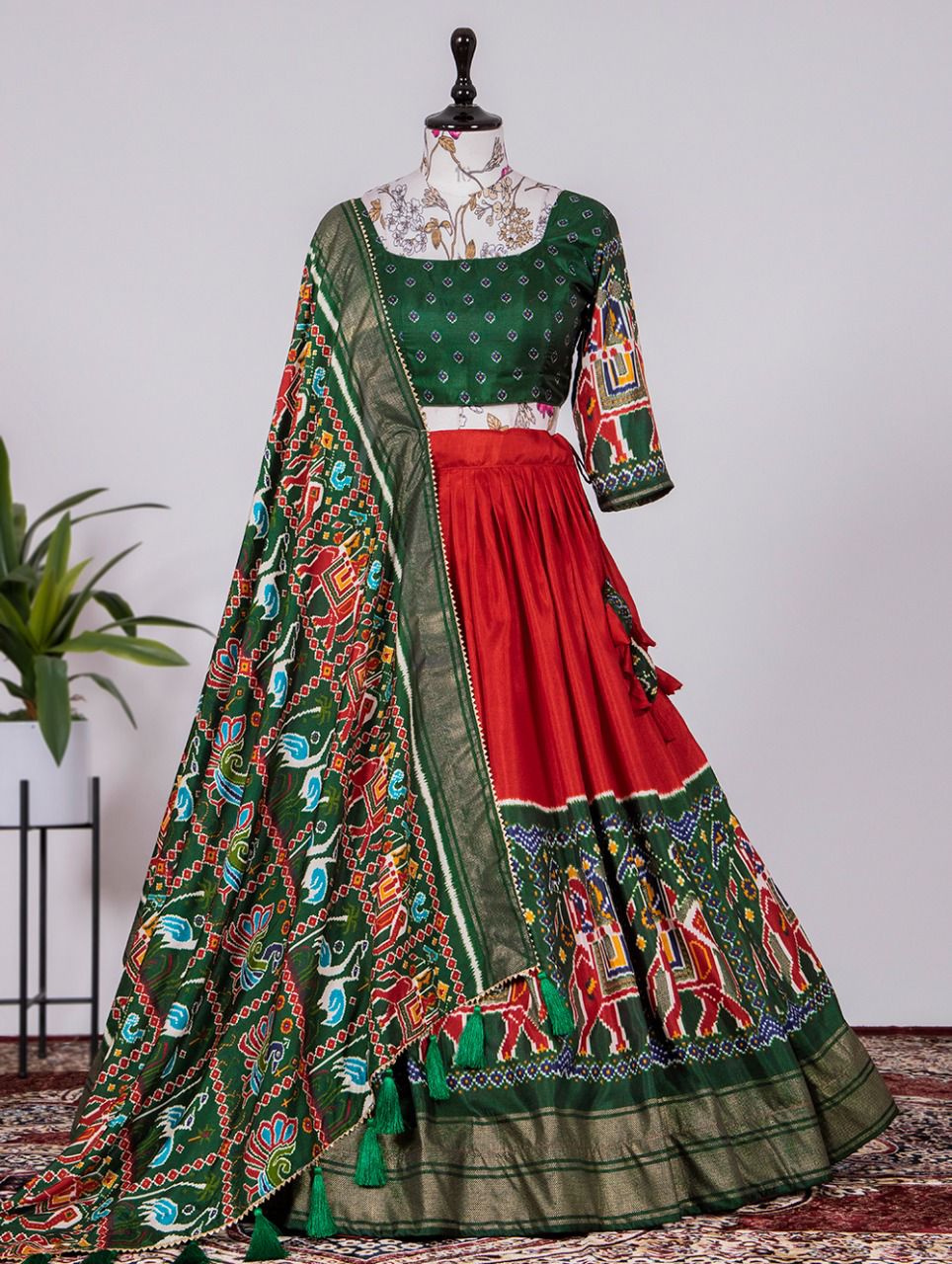 Patan Patola Style Green and Red Silk Lehenga Choli Set - A Tapestry of Elegance