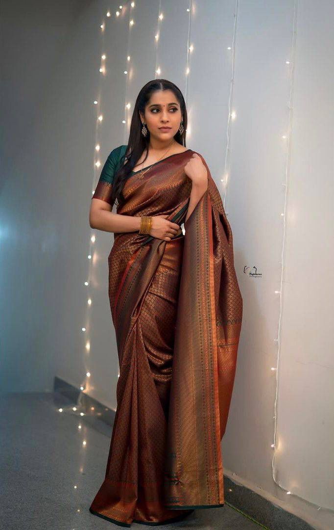 Kanjivaram Silk Blend Brown Saree - A Tapestry of Tradition and Elegance